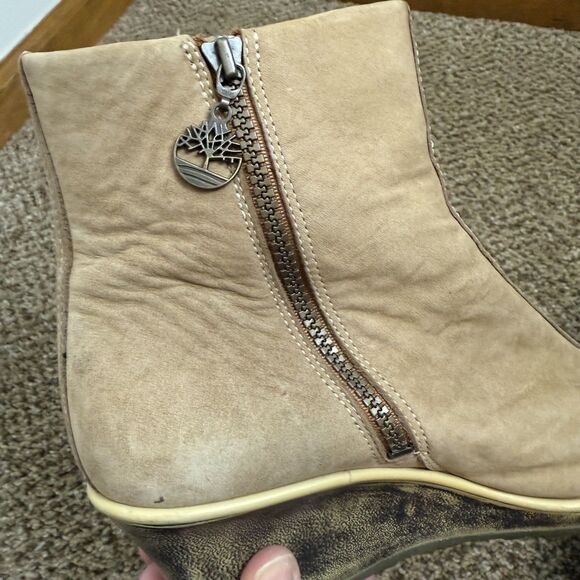 Timberland Neutral Tan Genuine Leather Women's 9M Zip Wedge Ankle Boots - Picture 8 of 16